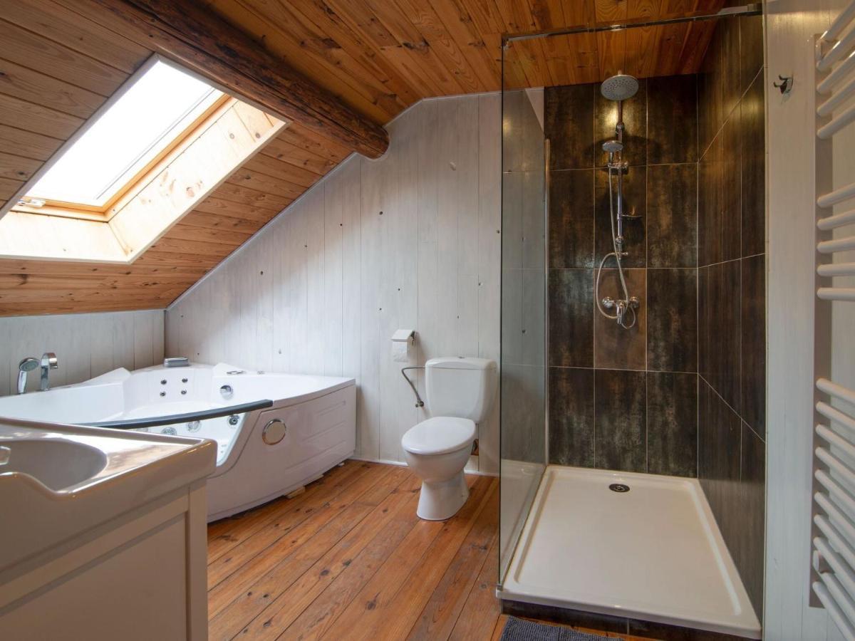 Very Spacious House With Sauna Spa And Countryside Views Gouvy Bagian luar foto
