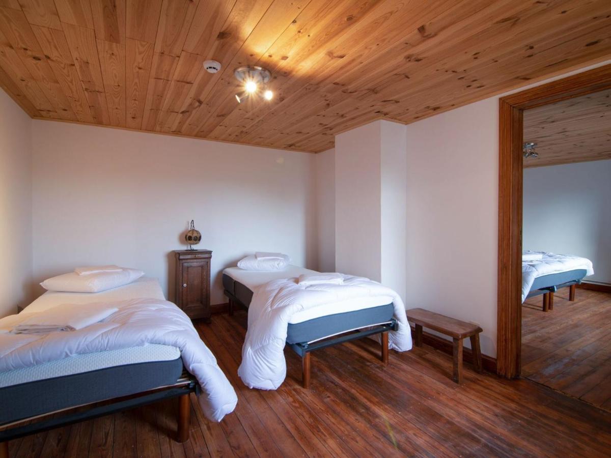 Very Spacious House With Sauna Spa And Countryside Views Gouvy Bagian luar foto