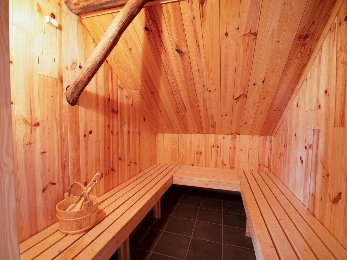 Very Spacious House With Sauna Spa And Countryside Views Gouvy Bagian luar foto